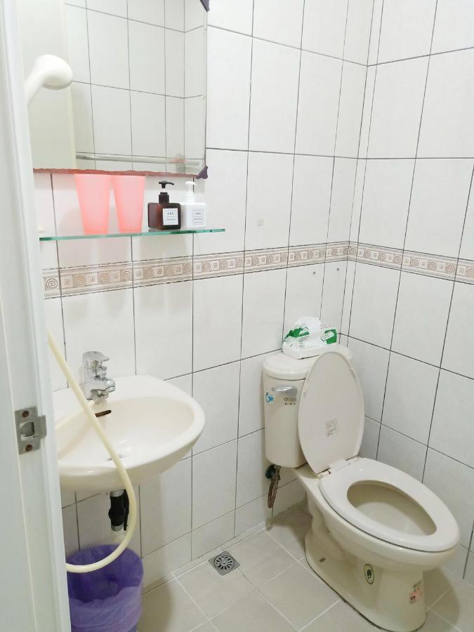Ferienwohnung Tainan Da Ren Ju Exterior foto
