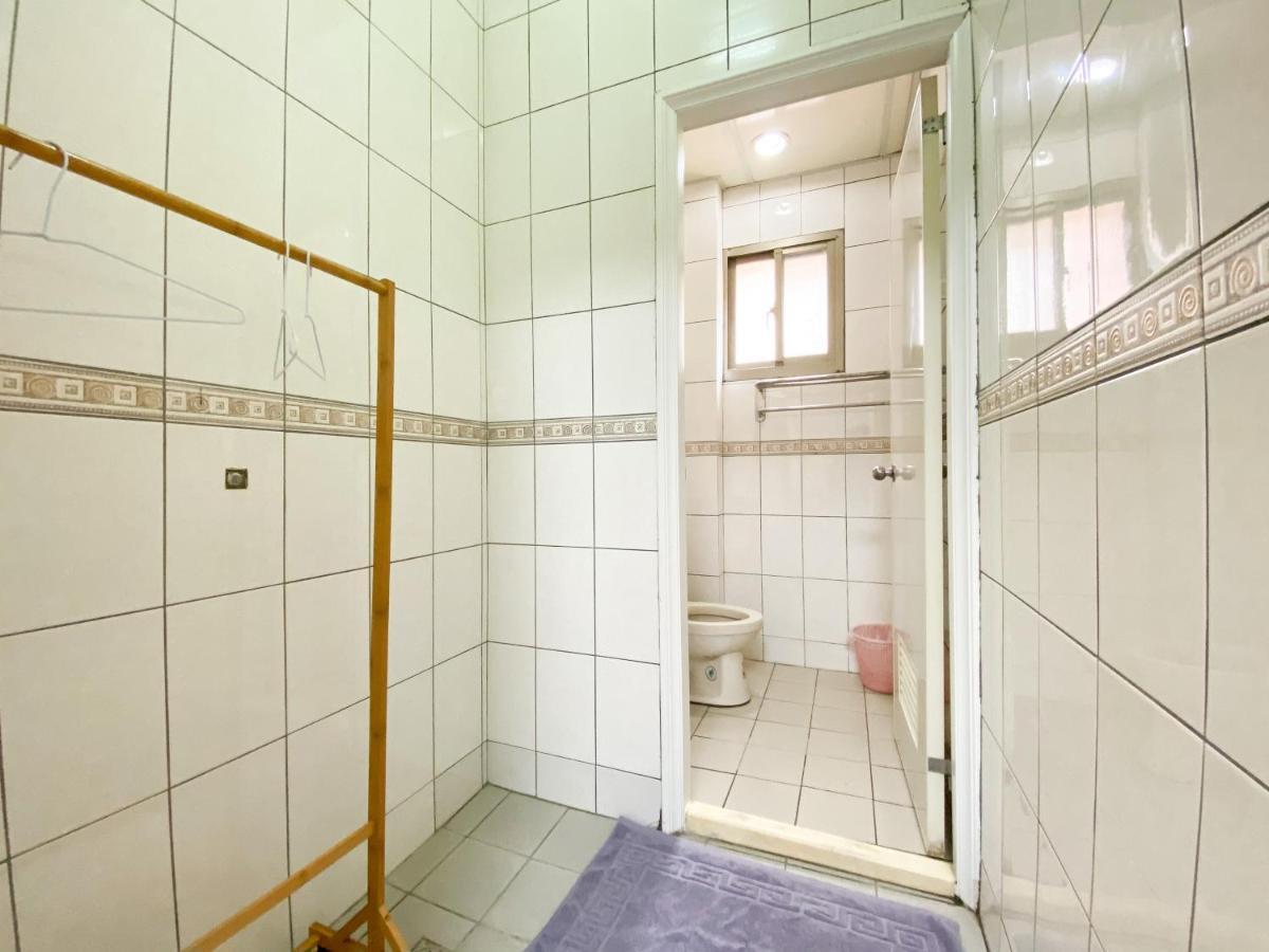 Ferienwohnung Tainan Da Ren Ju Exterior foto
